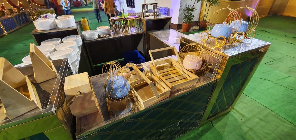 RK Ivory event decor